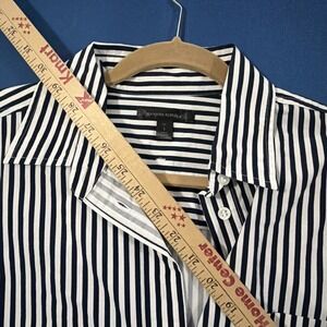 Banana Republic Dress Shirt Women's L Tall Navy Blue / White Stripe Casual